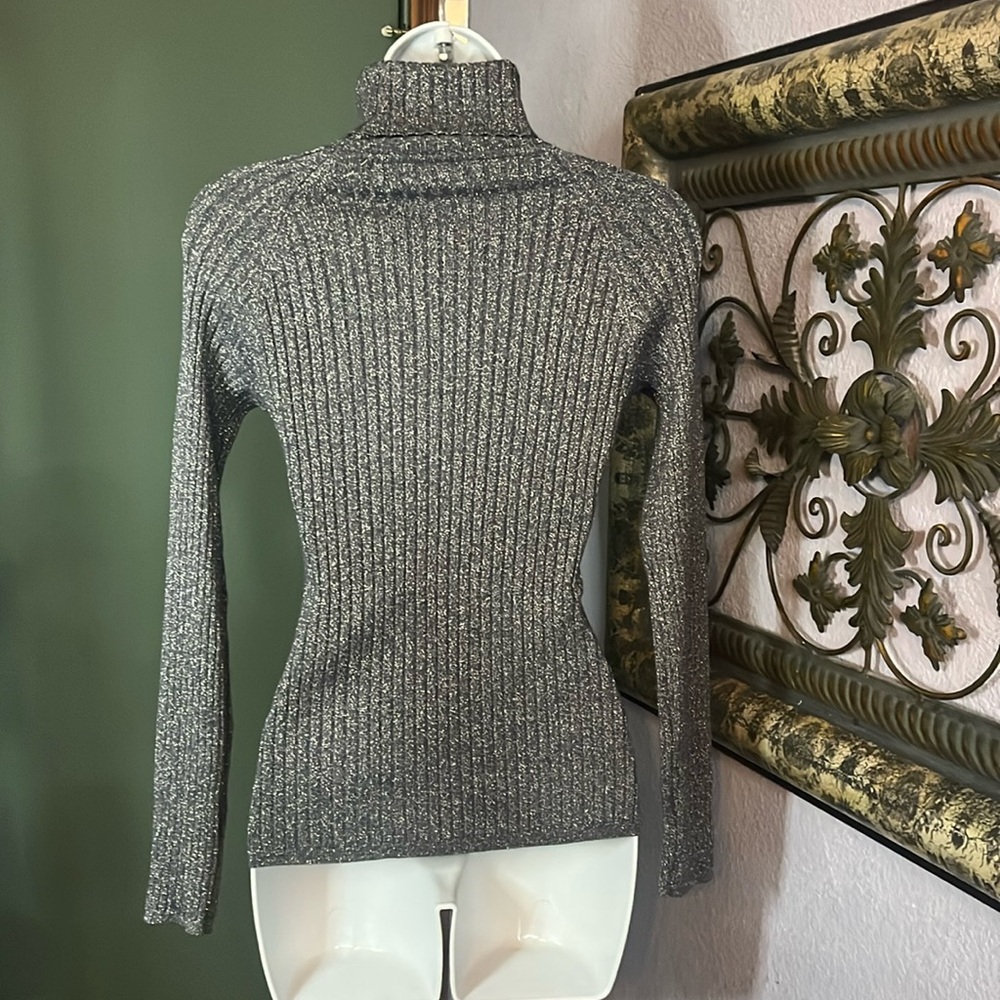 EUC INC StunningGlittering Grey Turtleneck Sweater Sz M - Picture 5 of 10